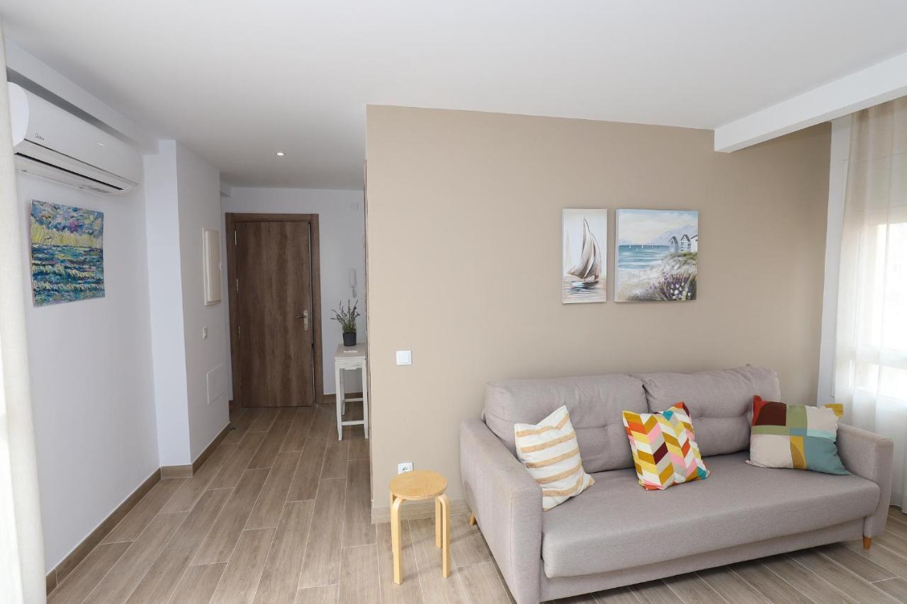 Apartaments Agneta - Vela Cambrils Dış mekan fotoğraf